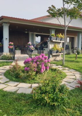 Popas Laura restaurant cofetarie salon de evenimente